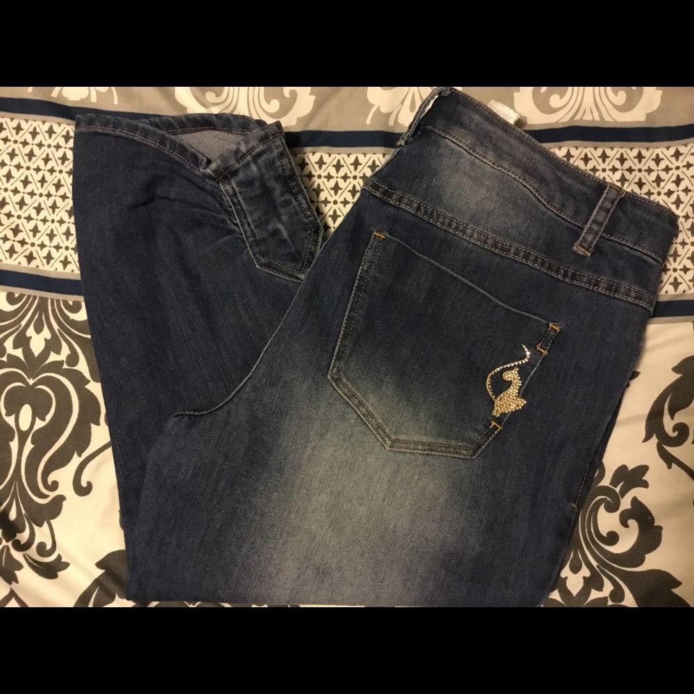 Phat Fashions Silver Label Capris